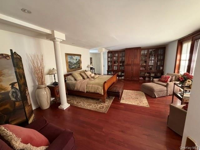 247 Barrett Road, Lawrence, NY 11559