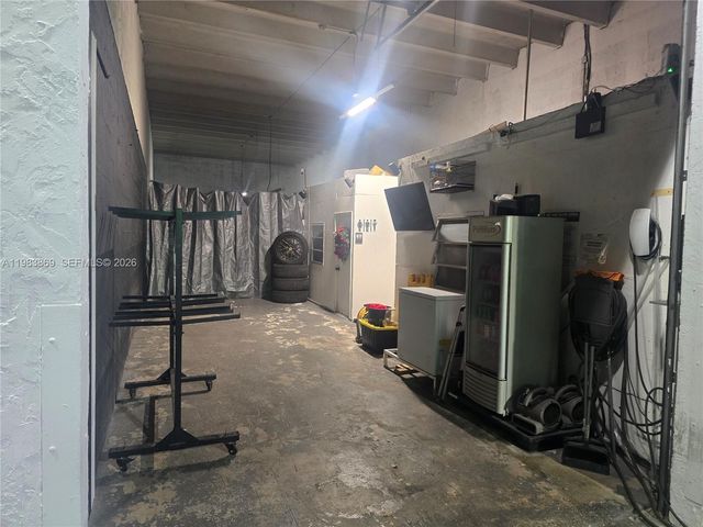 6439, Doral, FL 33166