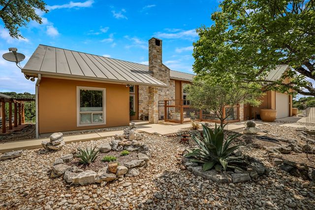 160 Antler Falls Run, Comfort, TX 78013