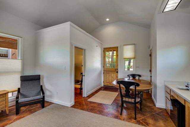 160 Antler Falls Run, Comfort, TX 78013