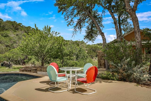 160 Antler Falls Run, Comfort, TX 78013