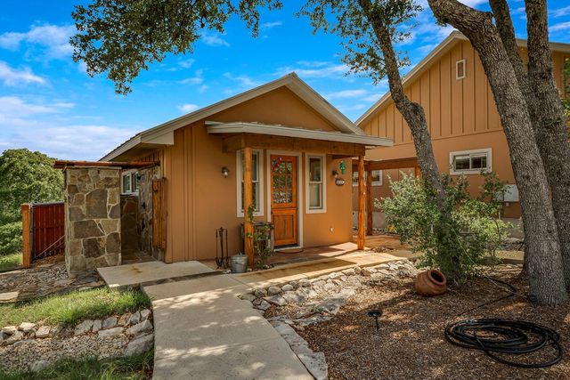160 Antler Falls Run, Comfort, TX 78013
