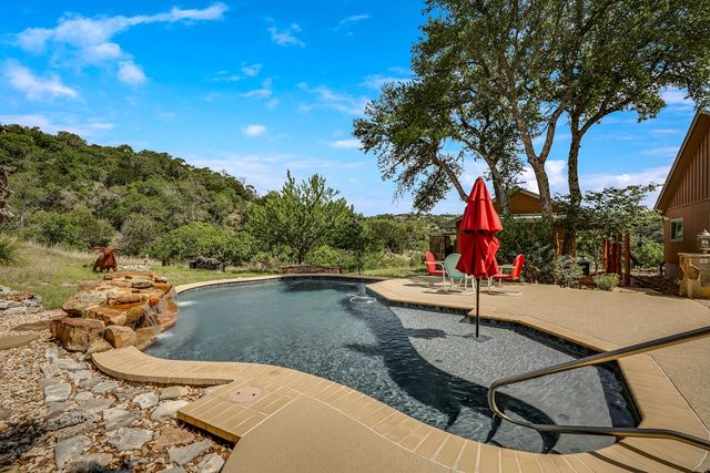 160 Antler Falls Run, Comfort, TX 78013