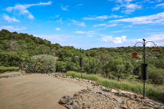 160 Antler Falls Run, Comfort, TX 78013