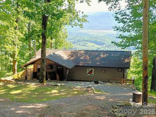 314 Blackberry Lane, Clyde, NC 28721