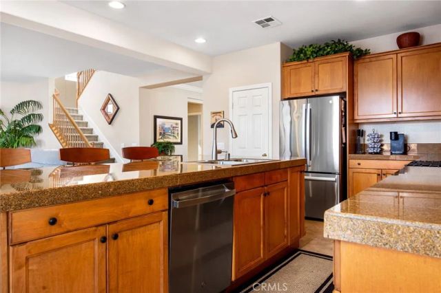 42730 Larry Lee, Temecula, CA 92592