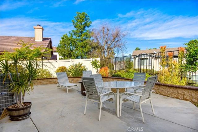 42730 Larry Lee, Temecula, CA 92592