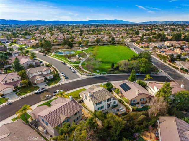 42730 Larry Lee, Temecula, CA 92592