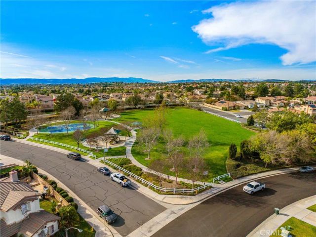 42730 Larry Lee, Temecula, CA 92592