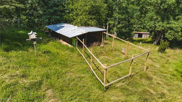 2361 Carpenter Run Road, Waverly, WV 26184