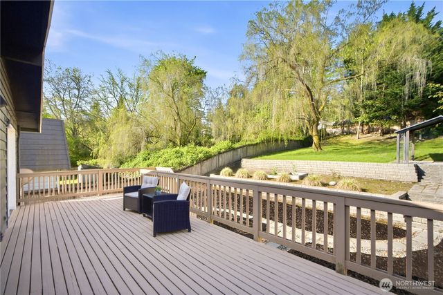 5503 162nd Avenue NE, Redmond, WA 98052