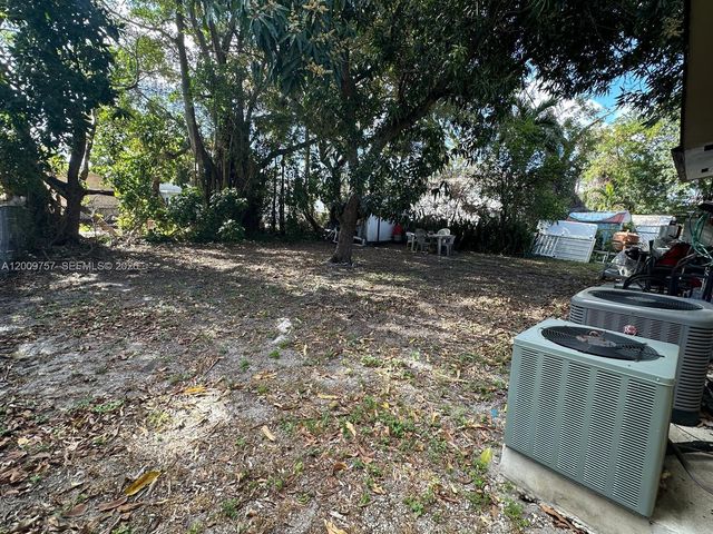 420 NW 32nd St, Miami, FL 33127