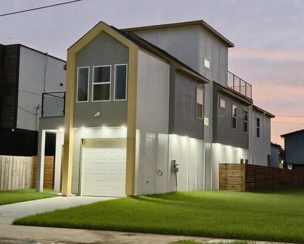 2505 Pennsylvania Avenue, Dallas, TX 75215
