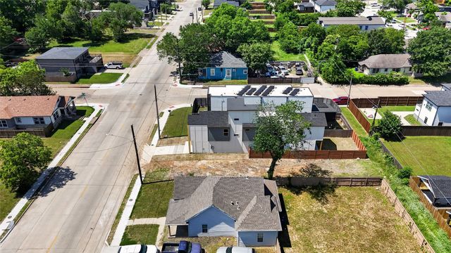 2505 Pennsylvania Avenue, Dallas, TX 75215