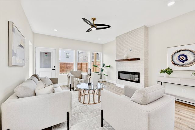 2505 Pennsylvania Avenue, Dallas, TX 75215