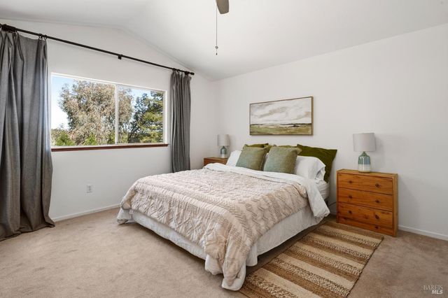 3351 Zaina Ln, Ukiah, CA 95482