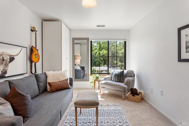 3351 Zaina Ln, Ukiah, CA 95482