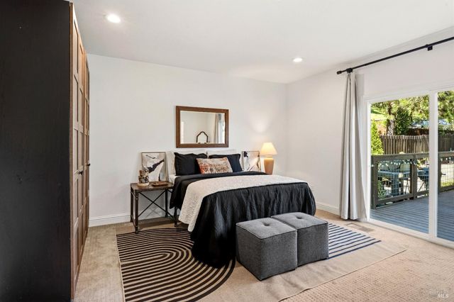 3351 Zaina Ln, Ukiah, CA 95482