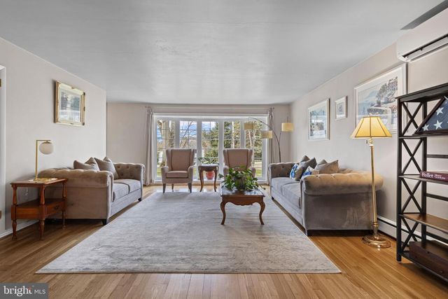 1409 E BOOT RD, West Chester, PA 19380