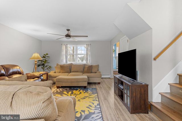 1409 E BOOT RD, West Chester, PA 19380