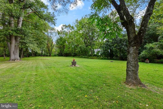 1409 E BOOT RD, West Chester, PA 19380