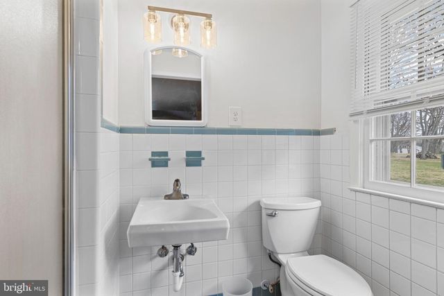 1409 E BOOT RD, West Chester, PA 19380