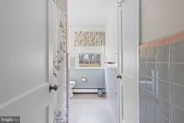 1409 E BOOT RD, West Chester, PA 19380