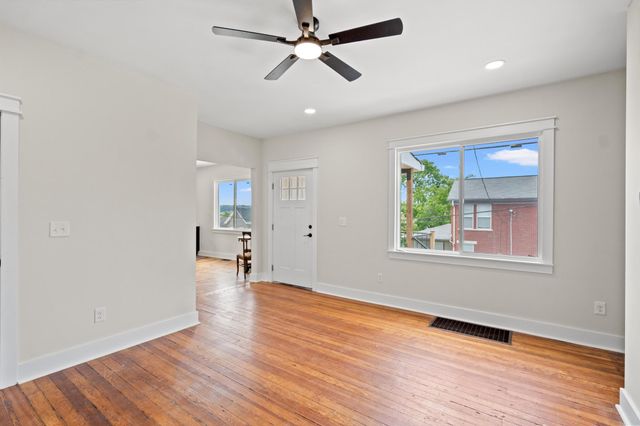 1302 John Street, Newport, KY 41071