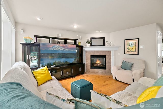 6415 Silent Creek Avenue SE, Snoqualmie, WA 98065