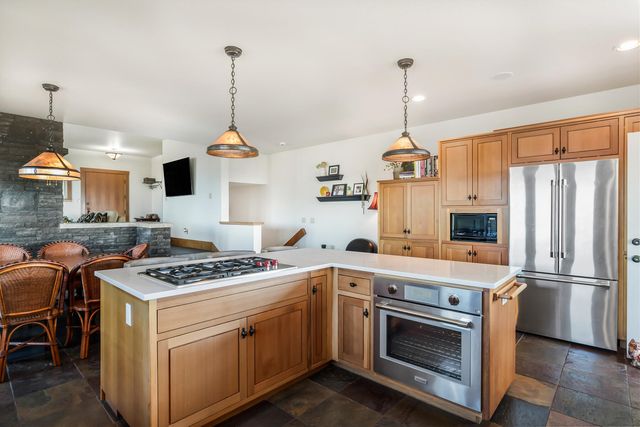 1829 SW Turnberry Place, Bend, OR 97702