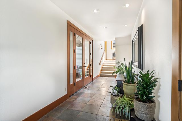 1829 SW Turnberry Place, Bend, OR 97702