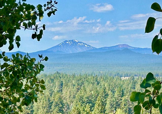 1829 SW Turnberry Place, Bend, OR 97702