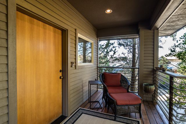 1829 SW Turnberry Place, Bend, OR 97702