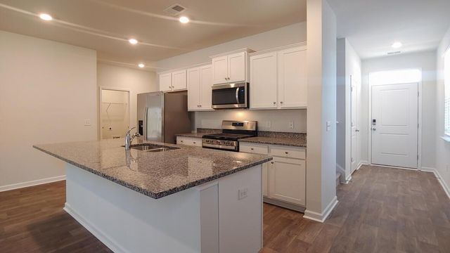 177 Lagoona Drive, Summerville, SC 29483