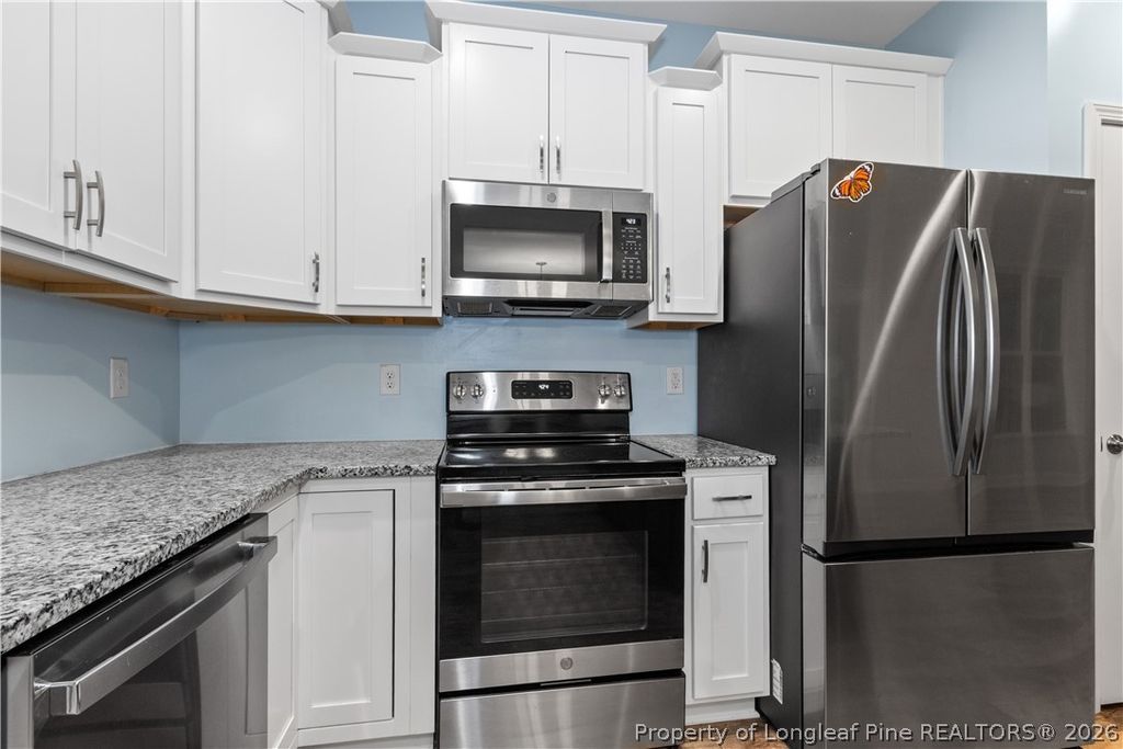 12 Stonecliff Lane, Sanford, NC 27332 — photo 11