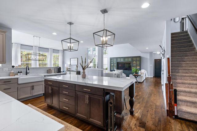 11 ABERDEEN CT, Marlton, NJ 08053