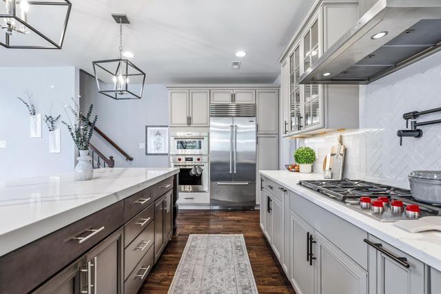 11 ABERDEEN CT, Marlton, NJ 08053