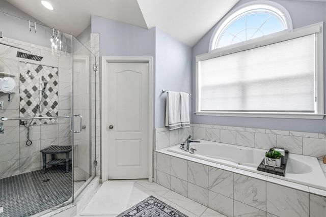 11 ABERDEEN CT, Marlton, NJ 08053