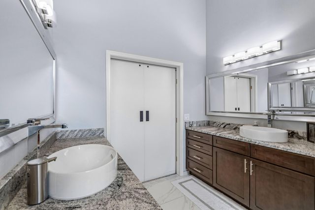 11 ABERDEEN CT, Marlton, NJ 08053