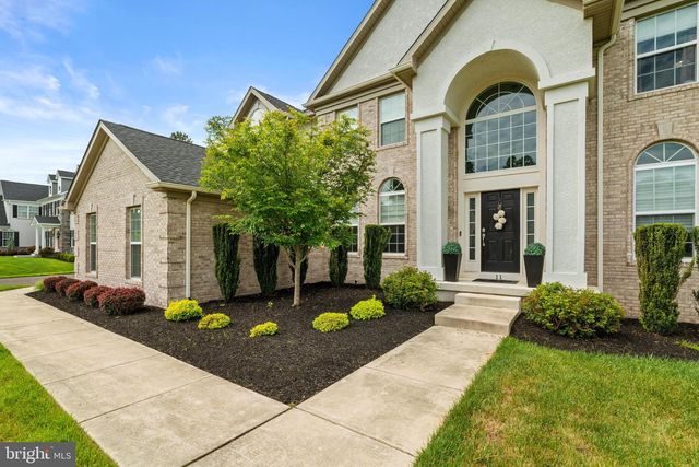 11 ABERDEEN CT, Marlton, NJ 08053