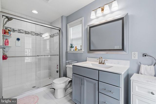 11 ABERDEEN CT, Marlton, NJ 08053