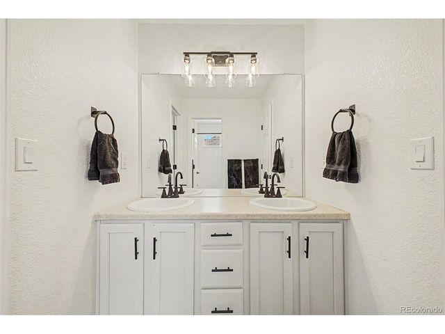14033 Detroit Dr, Thornton, CO 80602