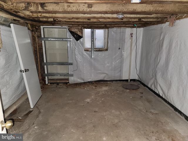 516 N ROBINSON ST, Baltimore, MD 21205