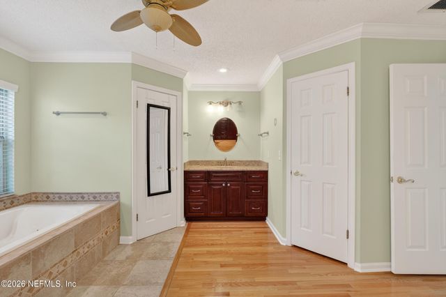 11726 S WHITE BLUFF Drive, Jacksonville, FL 32225