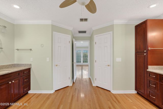 11726 S WHITE BLUFF Drive, Jacksonville, FL 32225