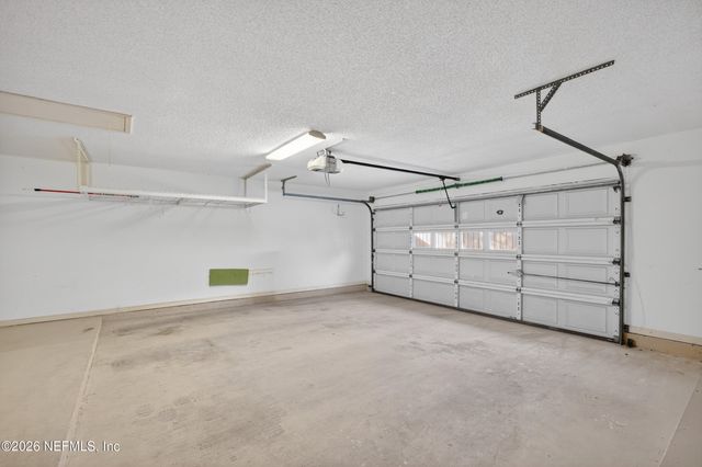 11726 S WHITE BLUFF Drive, Jacksonville, FL 32225