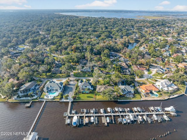 11726 S WHITE BLUFF Drive, Jacksonville, FL 32225