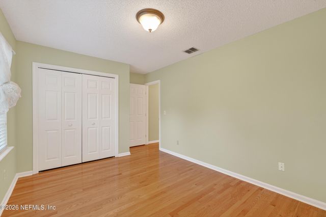 11726 S WHITE BLUFF Drive, Jacksonville, FL 32225