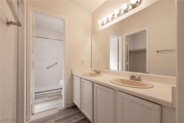 5960 Trickling Descent Street 101, Henderson, NV 89011