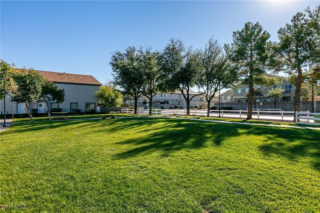 5960 Trickling Descent Street 101, Henderson, NV 89011